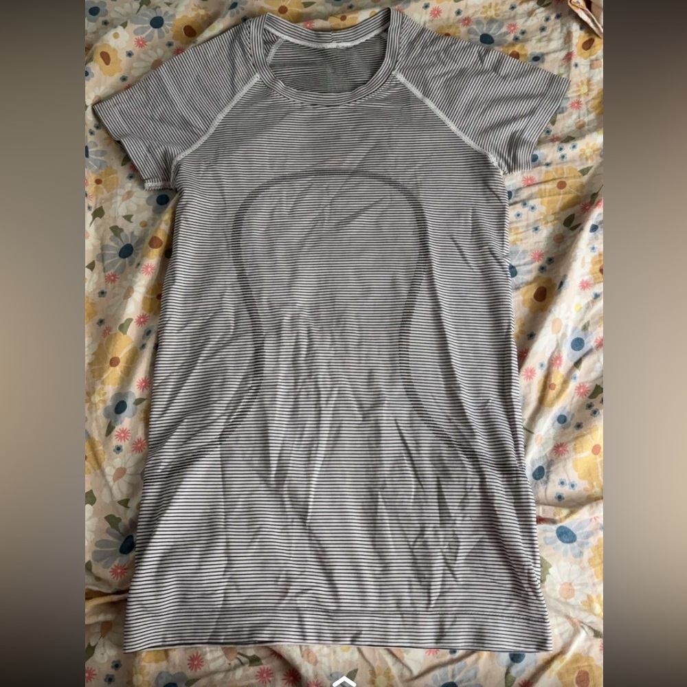 Lululemon Swiftly Tech Top